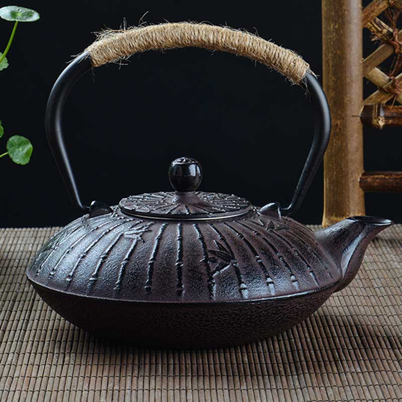 Oxidized-Cast-Iron-Teapot-With-Bamboo-Design01